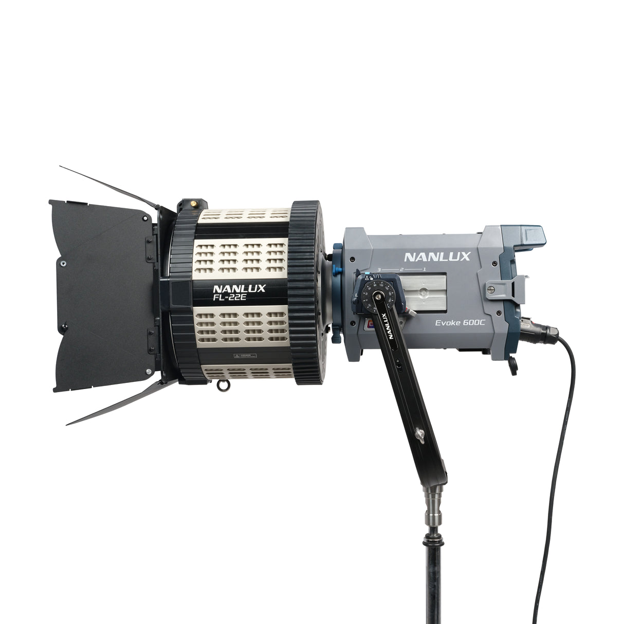 NANLUX FL-22E 電動フレネルレンズ Evoke 600C 対応 バーンドア付属