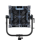 【発売予定】NANLUX Matrix 2500B スポットライト 2500W バイカラー 電動フレネルレンズ付属