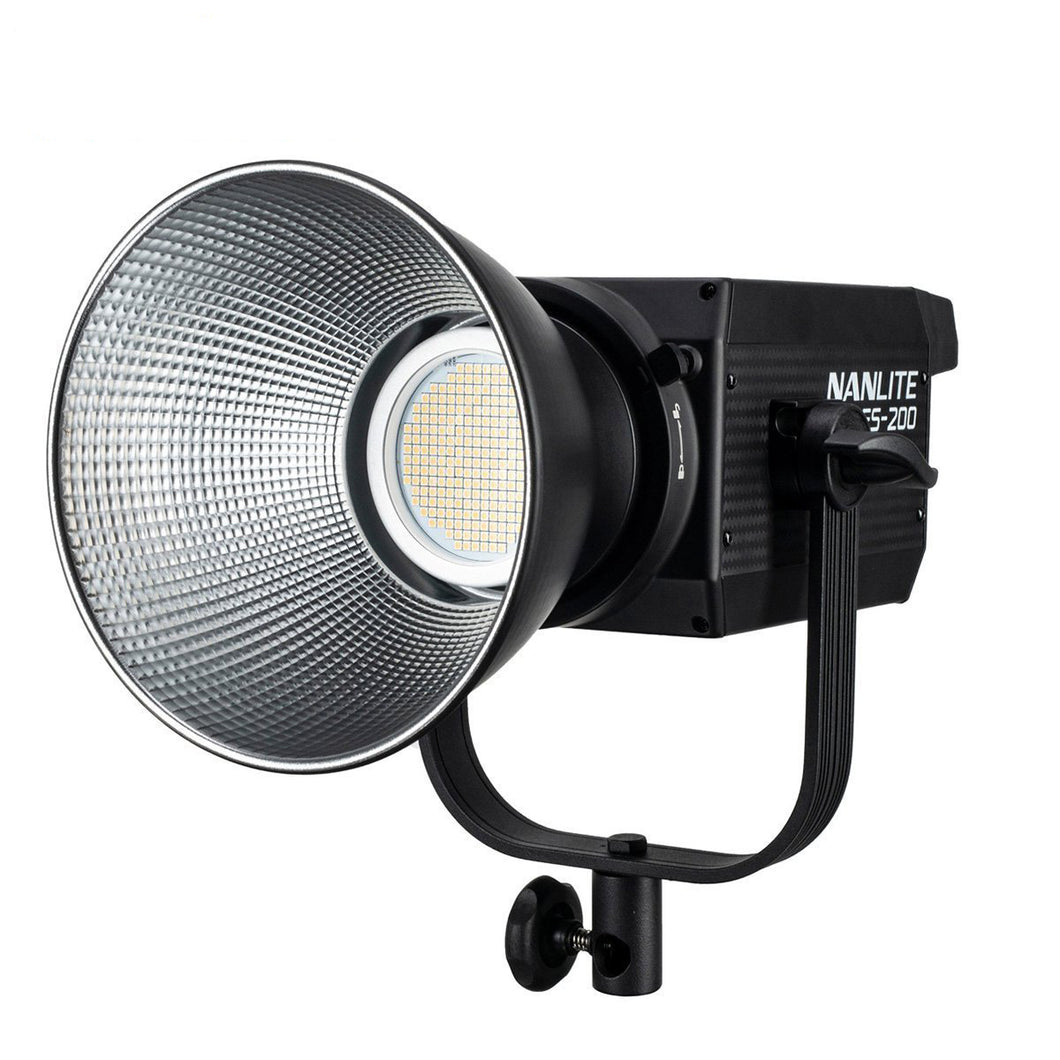 NANLITE FS-200 ナンライト 撮影用スタジオライト スポットライト LEDライト 高輝度 動画撮影 ポートレート ライブ配信 5600K CRI96 12ヶ月保証 日本語マニュアル